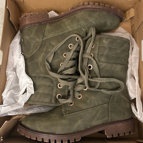 Roxy Aldean Olive Combat Boot - Picture 5 of 6